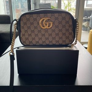 Gucci GG Marmont Small Shoulder Bag